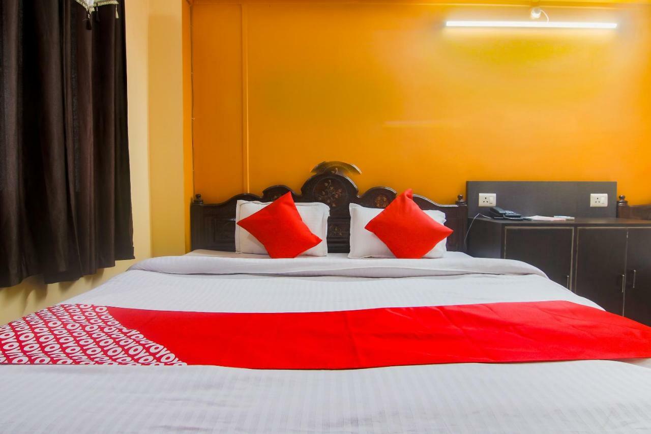 Oyo Dayal Residency Tezpur Екстер'єр фото