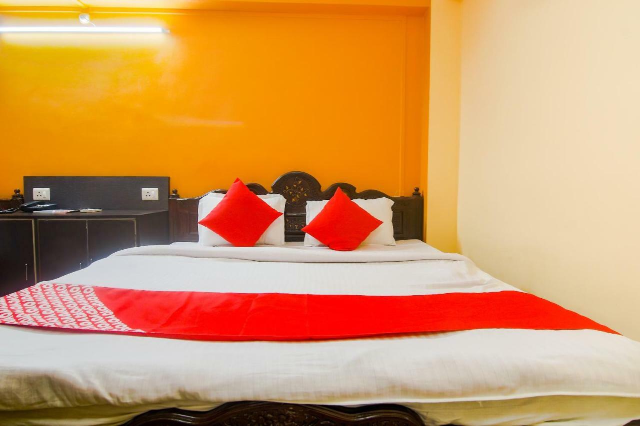 Oyo Dayal Residency Tezpur Екстер'єр фото