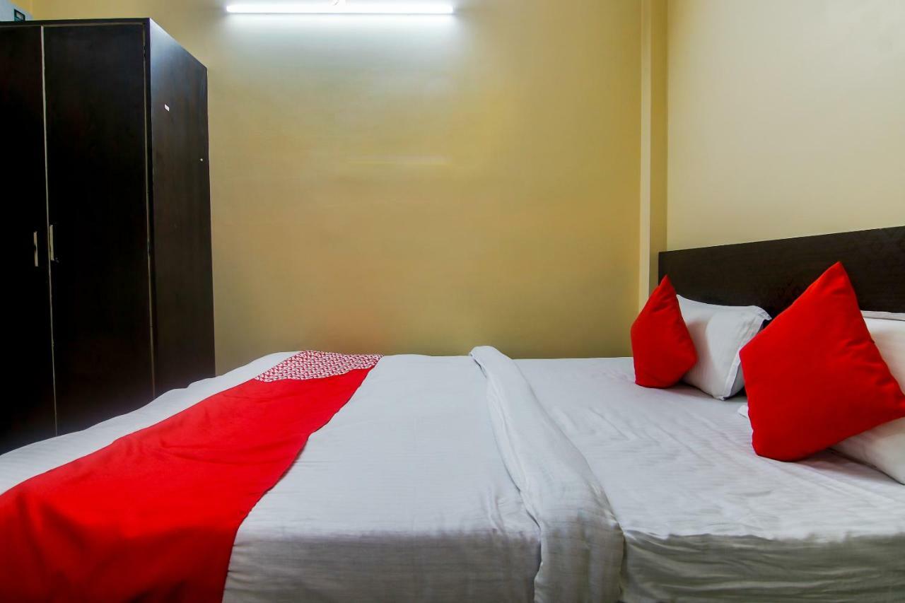 Oyo Dayal Residency Tezpur Екстер'єр фото