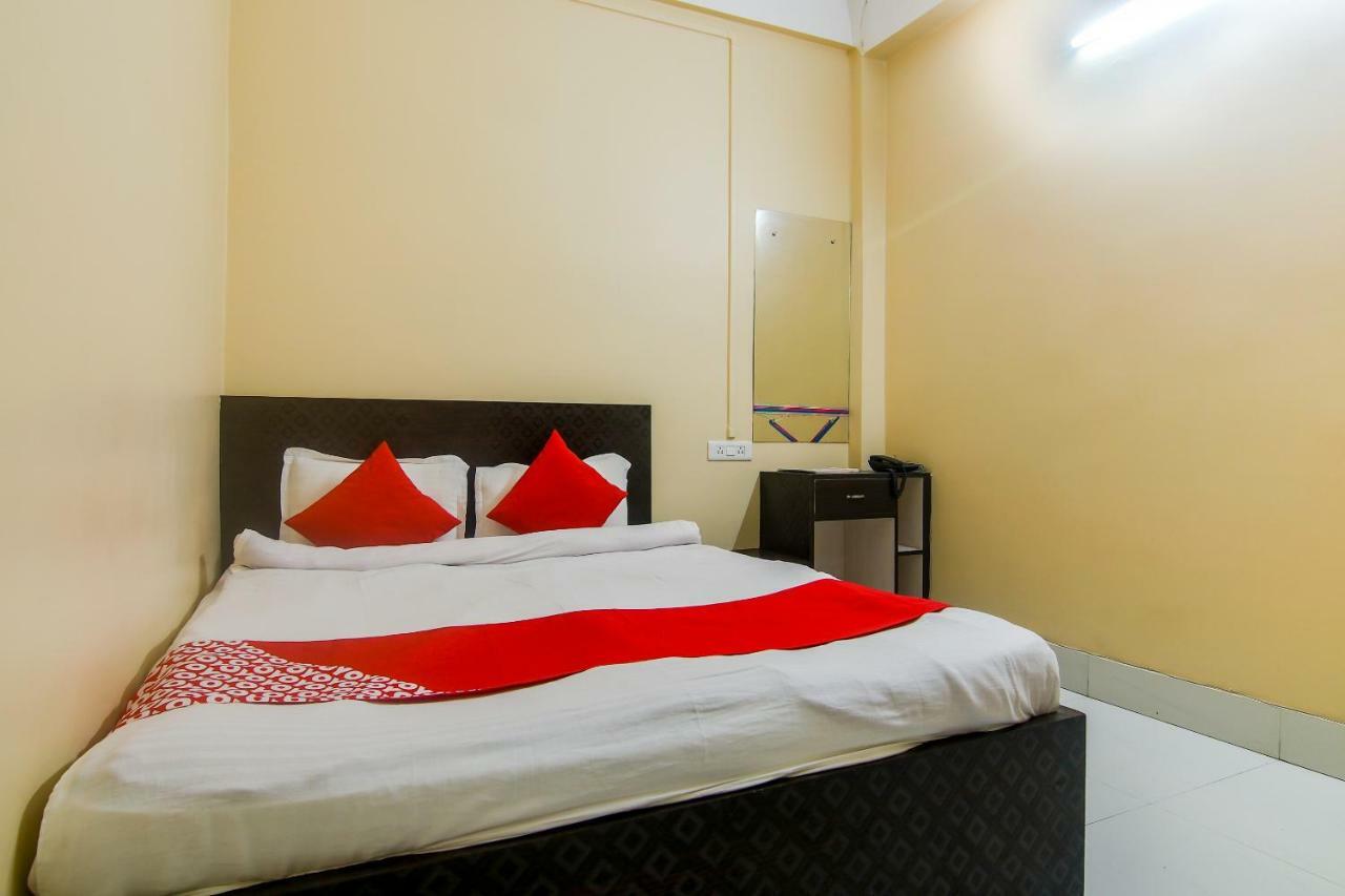 Oyo Dayal Residency Tezpur Екстер'єр фото